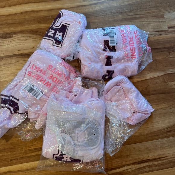 TRADED Complete Pink Tulip Set with Velvet Wild Rose details 5 Pieces - Picture 5 of 10